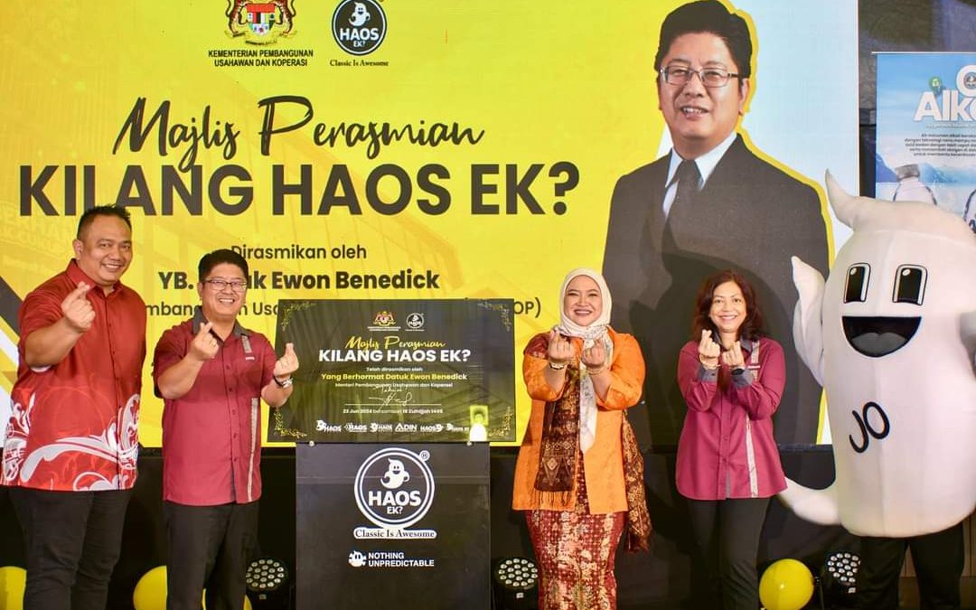 Perasmian Kilang Haos Ek? oleh YB. Datuk Ewon Benedick